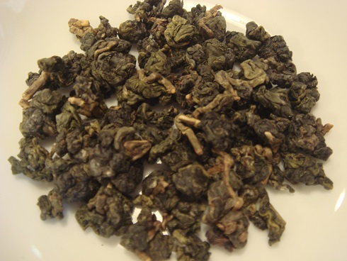 阿里山烏龍茶(極品香)【春茶・青心烏龍種】200g　 <台湾からEMS航空便の個人輸入品>